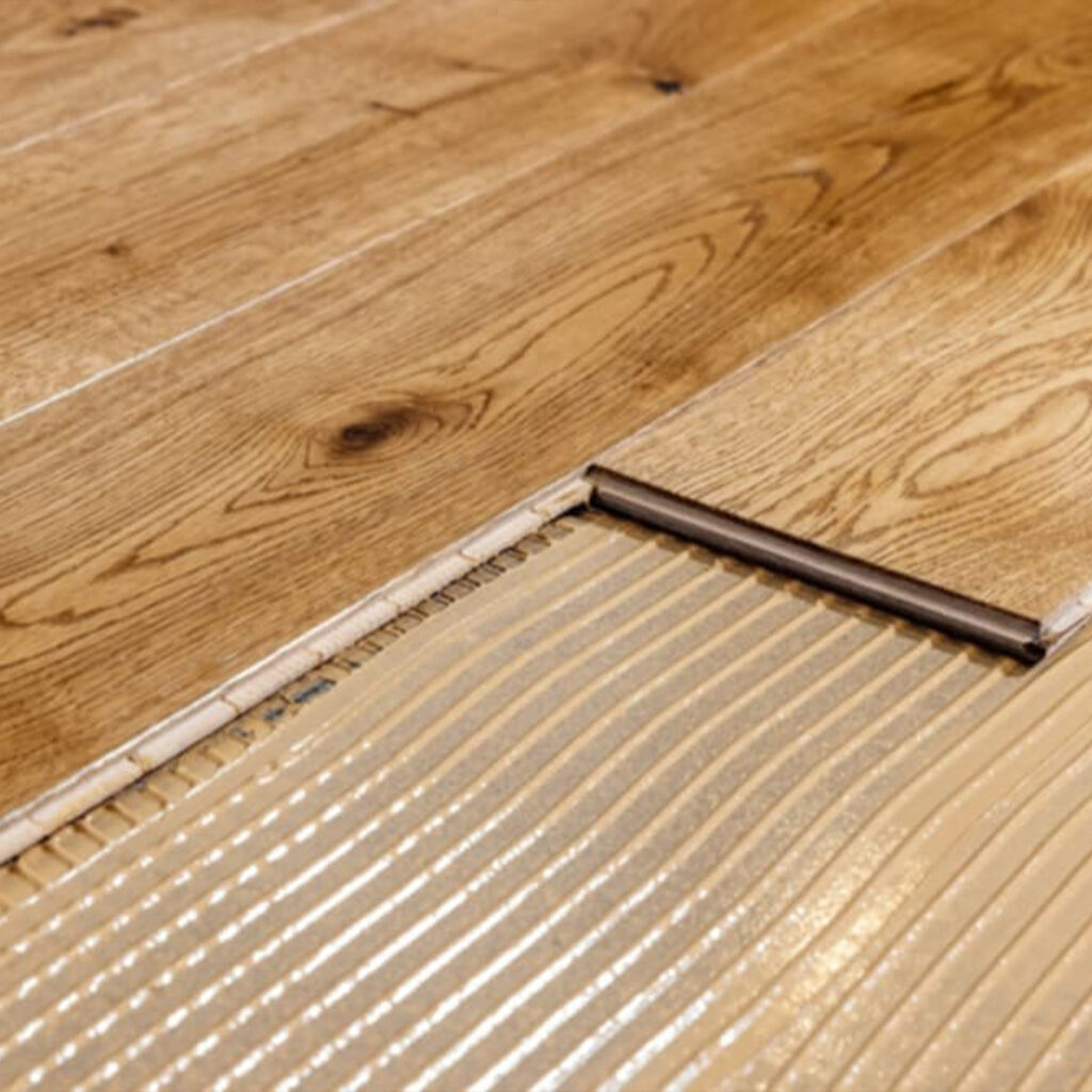 MG Bois-pose de parquet contre collé-revel